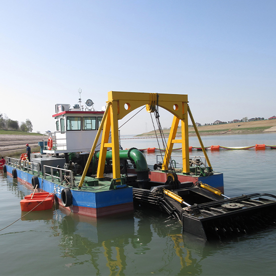 Trailing Suction Hopper Dredger