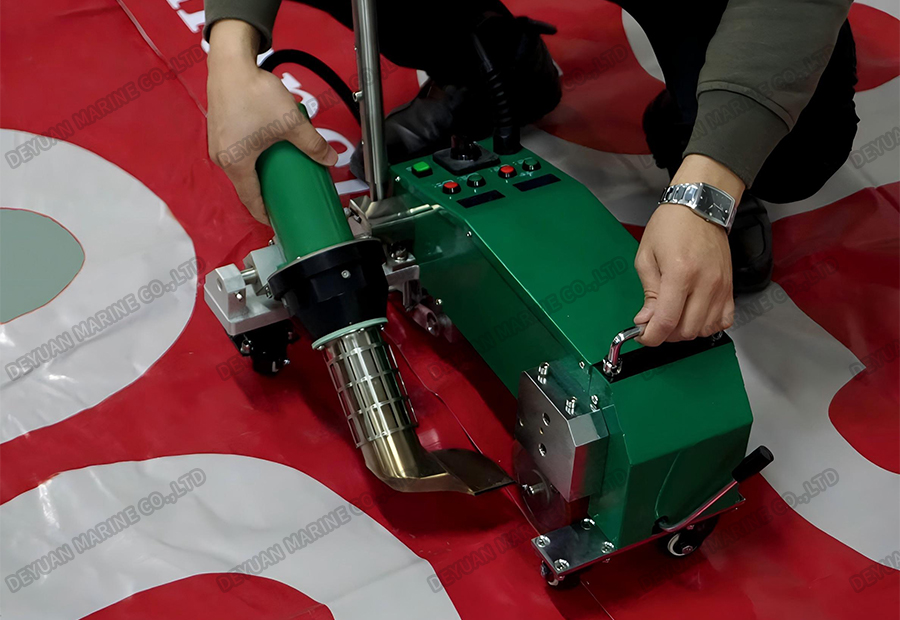 LST-MAT1 Tarpaulin Welding Machine -DEYUAN MARINE6