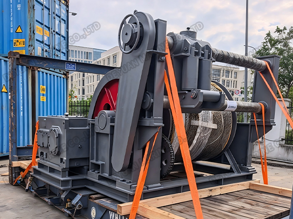 Deyuan Marine Ships a 200 kN Electric Single Drum Winch with VFD Control