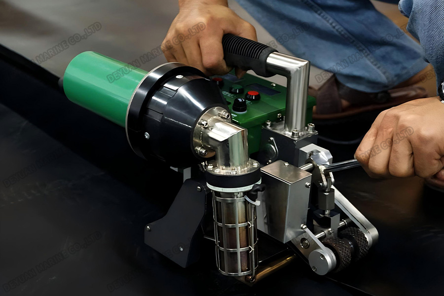 LST700 Hot Wedge Welder-DEYUAN MARINE4