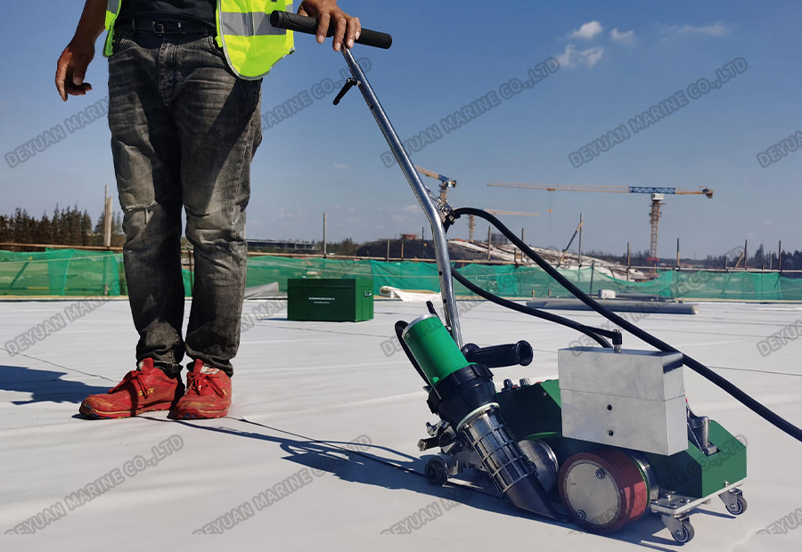 LST-RM1 Roof Hot Air Welding Machine-DEYUAN MARINE5